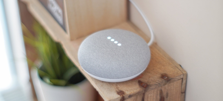 A voice assistant home appliance