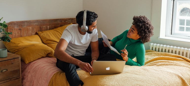 a couple talking about moving from Woodbridge to Mississauga