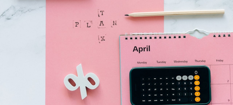 Calendar on the desk.