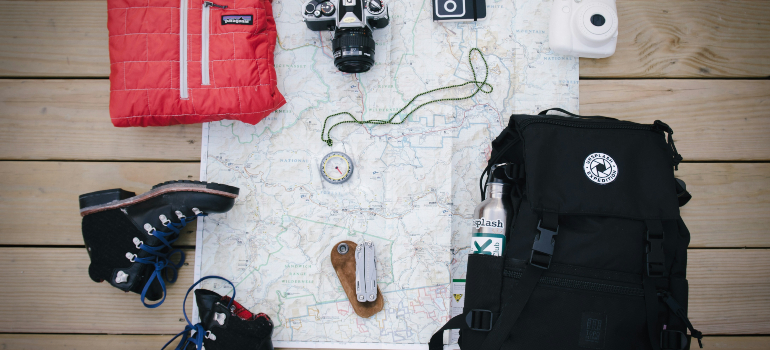 Packing essentials for outdoor adventures, ideal to plan your weekend getaway to Niagara Falls.