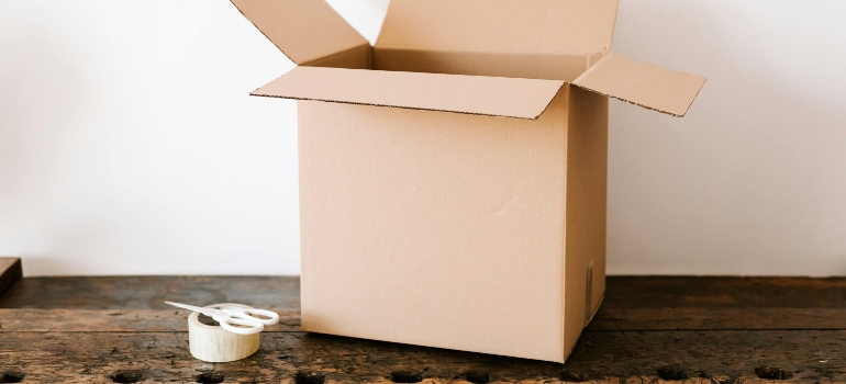 Packing a pre-move essentials in a box
