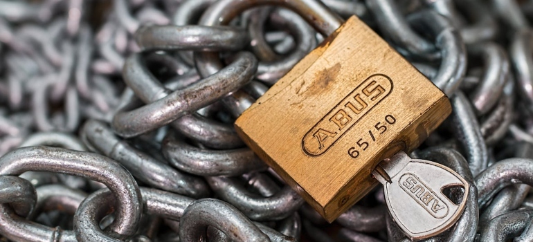 Chains lock and key